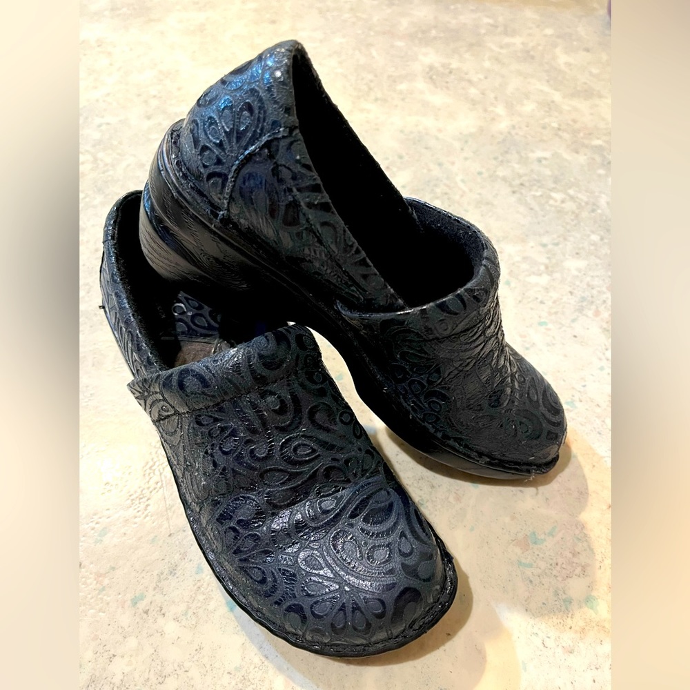 Navy B.O.C. Clog Style Slip On Shoe - image 1